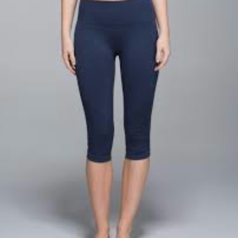 Lululemon In The Flow Capris